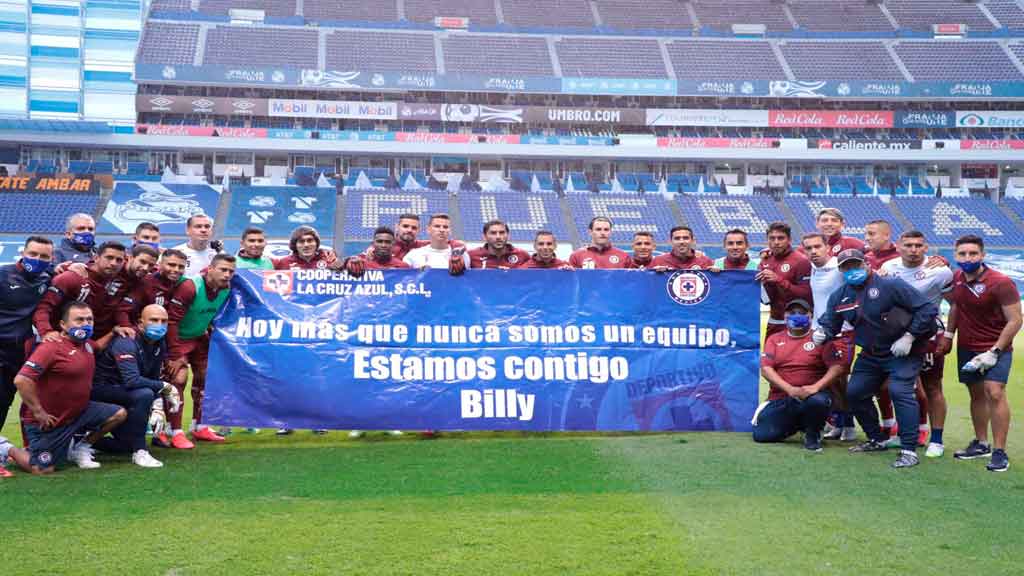 Jugadores de Cruz Azul respaldan a ‘Billy’ Álvarez