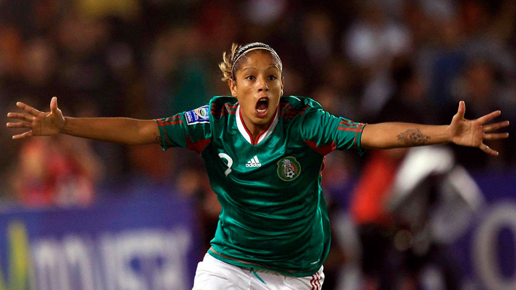 Maribel Domínguez, opción para dirigir a Chivas Femenil