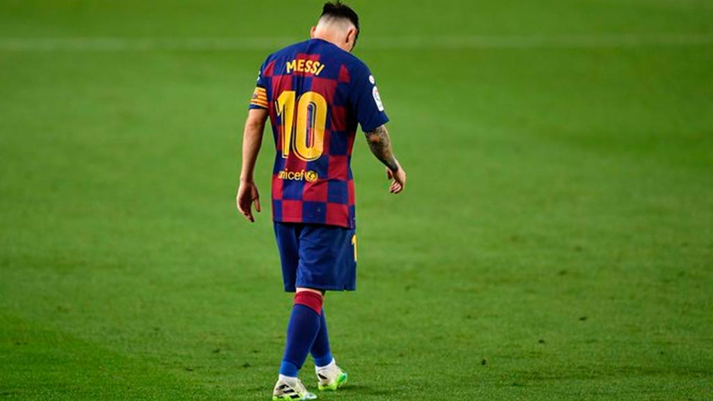 Messi planea marcharse del Barcelona en 2021