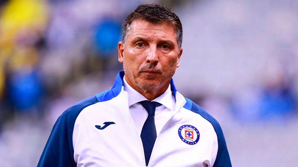 Siboldi saca la “Garra Charrúa” por Cruz Azul