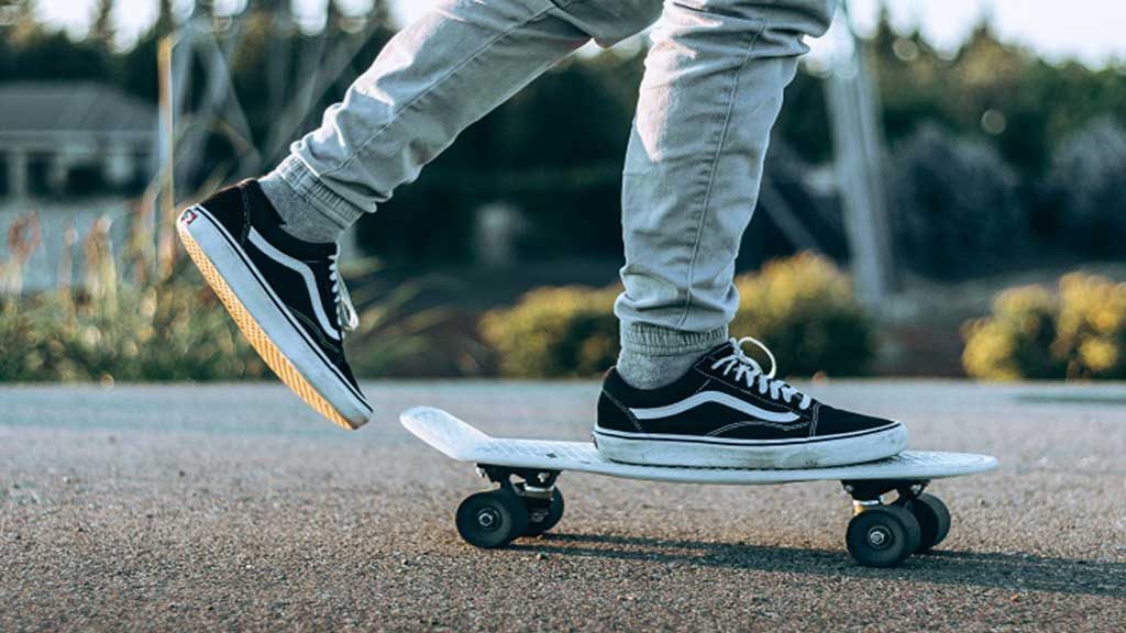 Vans skateboarding