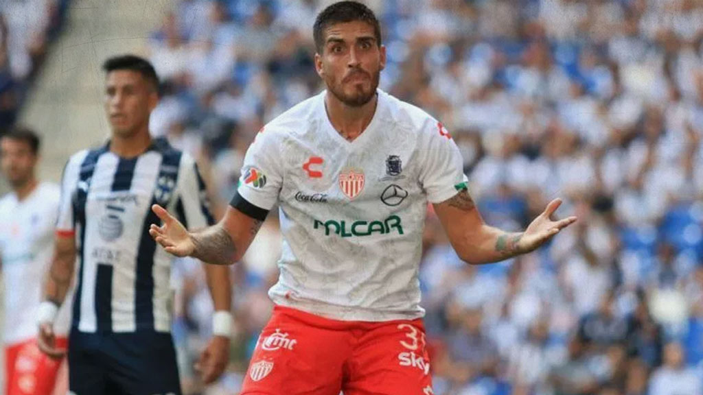 Ventura Alvarado sacrificaría dinero para llegar a Rayados