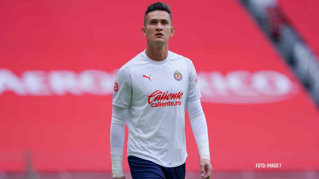 el-garrafal-error-de-raul-gudino-con-chivas-sub-20