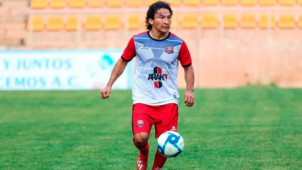 Equipos de la Liga de Balompié Mexicano buscan a César Villaluz