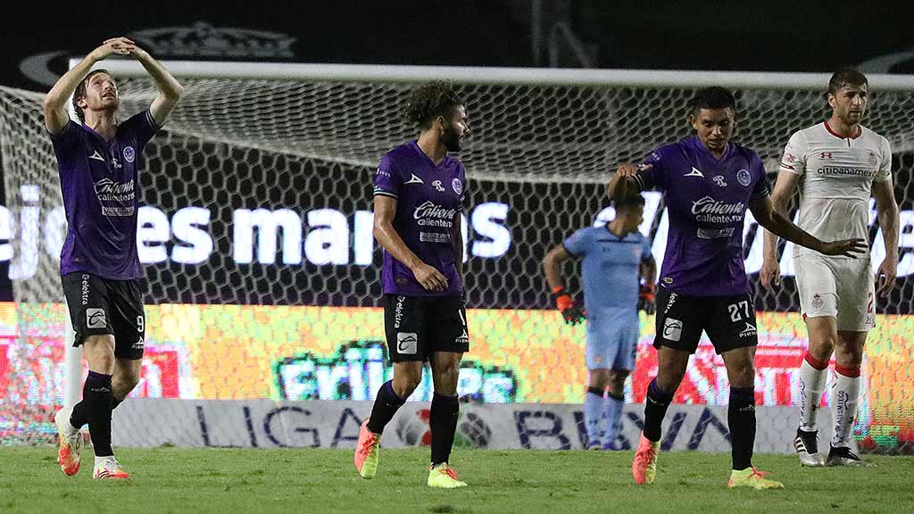 Fernando Aristeguieta comanda histórico primer triunfo de Mazatlán FC