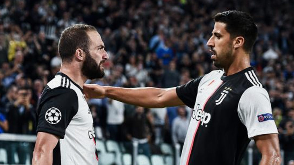 Juventus rescinde contratos de Gonzalo Higuaín y Sami Khedira