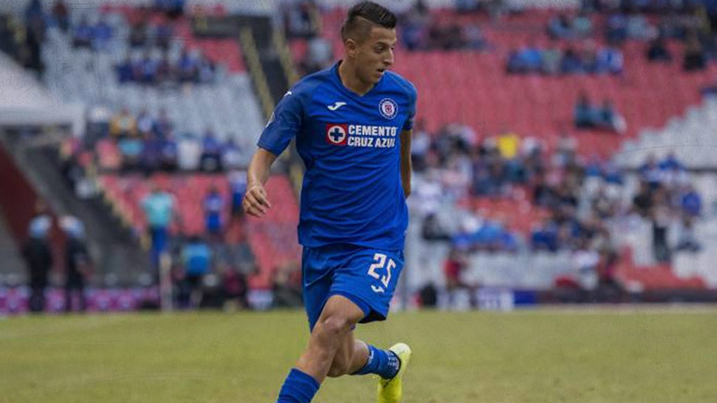 cruz-azul-vs-necaxa-los-millones-por-igor-lichnovsky-y-roberto-alvarado