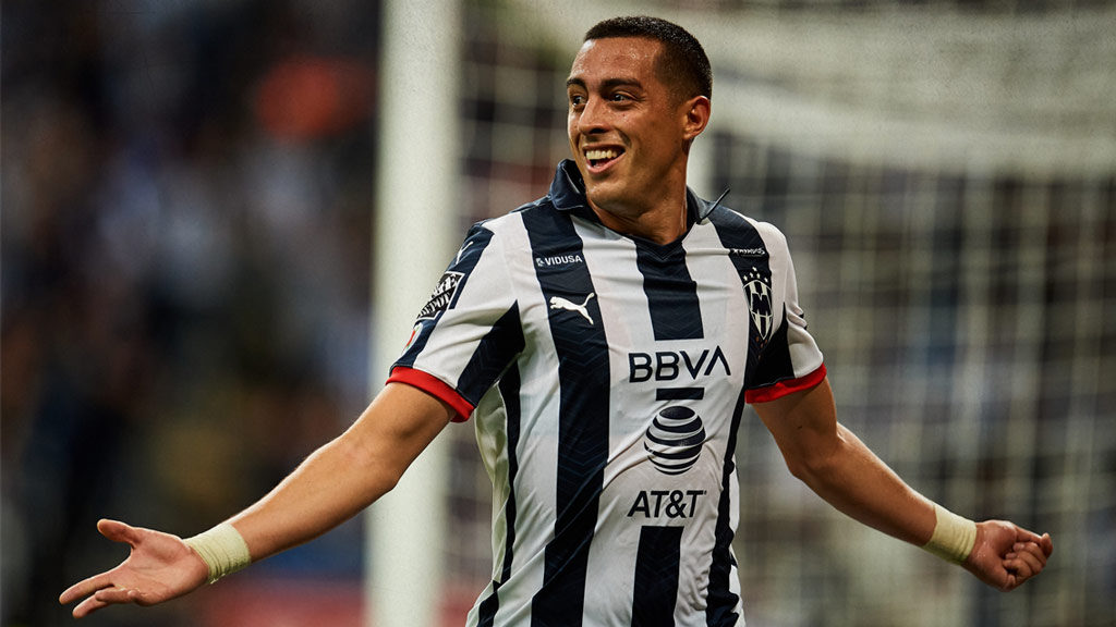 Rayados renueva a Rogelio Funes Mori