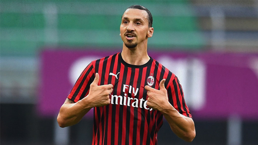Zlatan Ibrahimovic renueva contrato con AC Milan