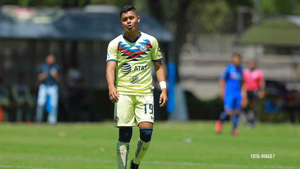 América habría castigado a canterano que criticó a Roger Martínez