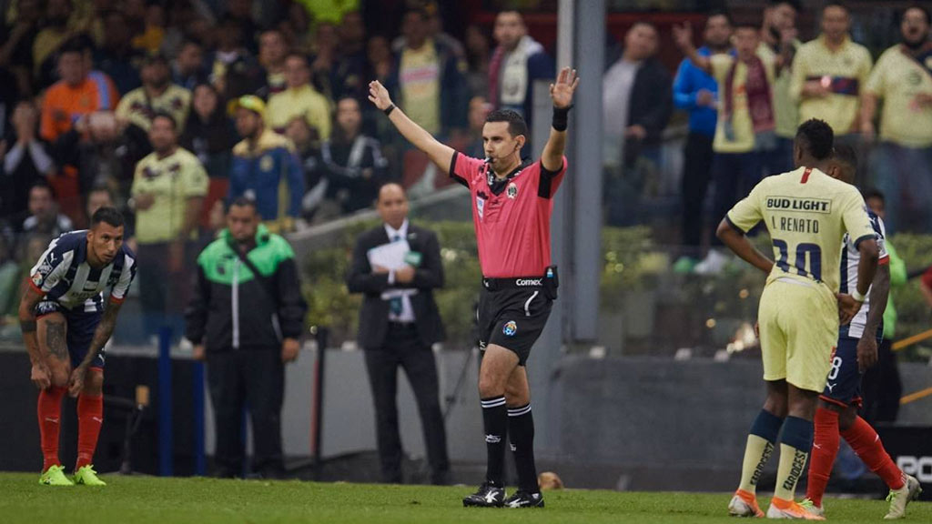 César Ramos, vetado de partidos del América