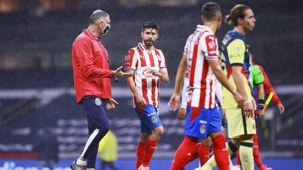 Reglamento de Chivas prohíbe cambiar camiseta con América