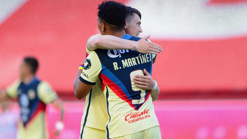 Federico Viñas y Roger Martínez estarán vs Chivas