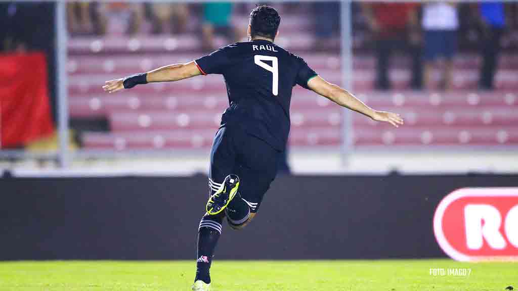 La base de la Selección Mexicana para gira en Europa