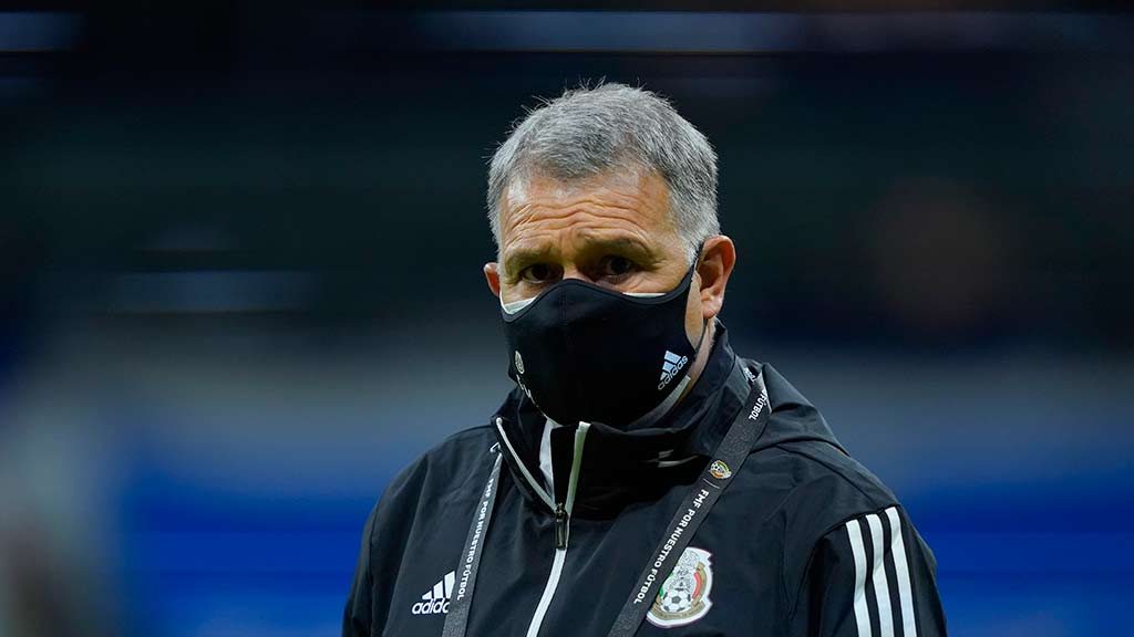 Tuvieron que pasar más de diez meses para ver de nuevo un partido de la Selección Mexicana; el encuentro de carácter amistoso se disputó este miércoles en la cancha del estadio Azteca, y sin afición en las tribunas, el Tri derrotó fácilmente a Guatemala por un marcador de 3-0.