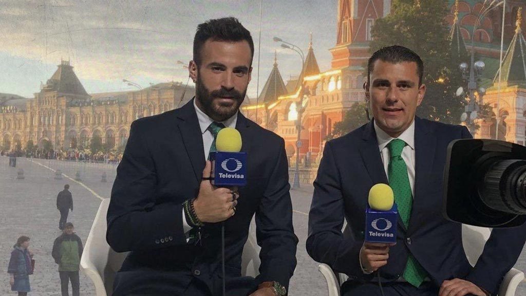 Marc Crosas es albureado en plena transmisión