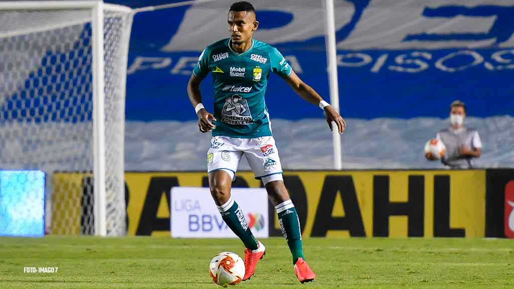 No va a Boca Juniors; William Tesillo se queda en León