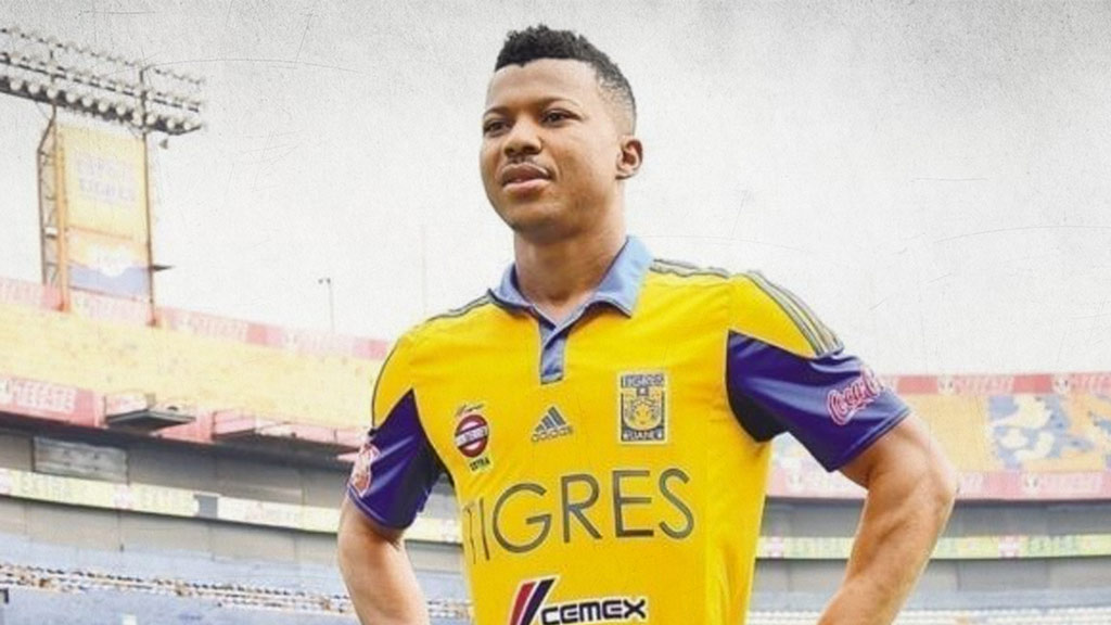 Ikechukwu Uche demanda a Tigres por millonada