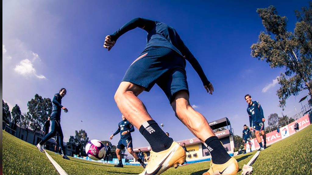 América recupera a dos defensas para el duelo ante Atlas