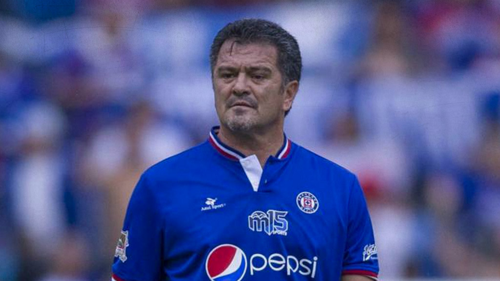Carlos Hermosillo quiere regresar a Cruz Azul como directivo
