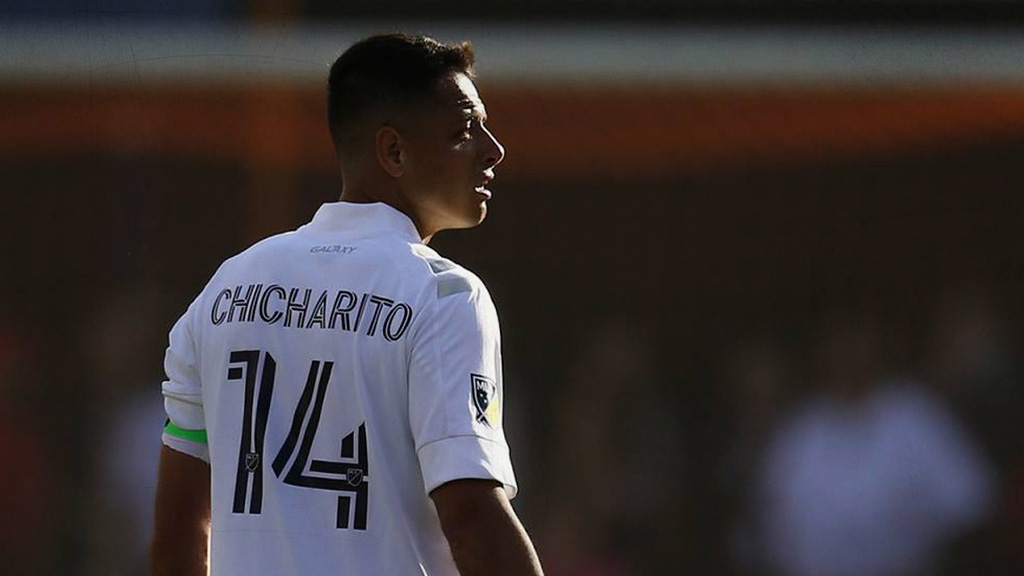 Galaxy niega rumores sobre Chicharito