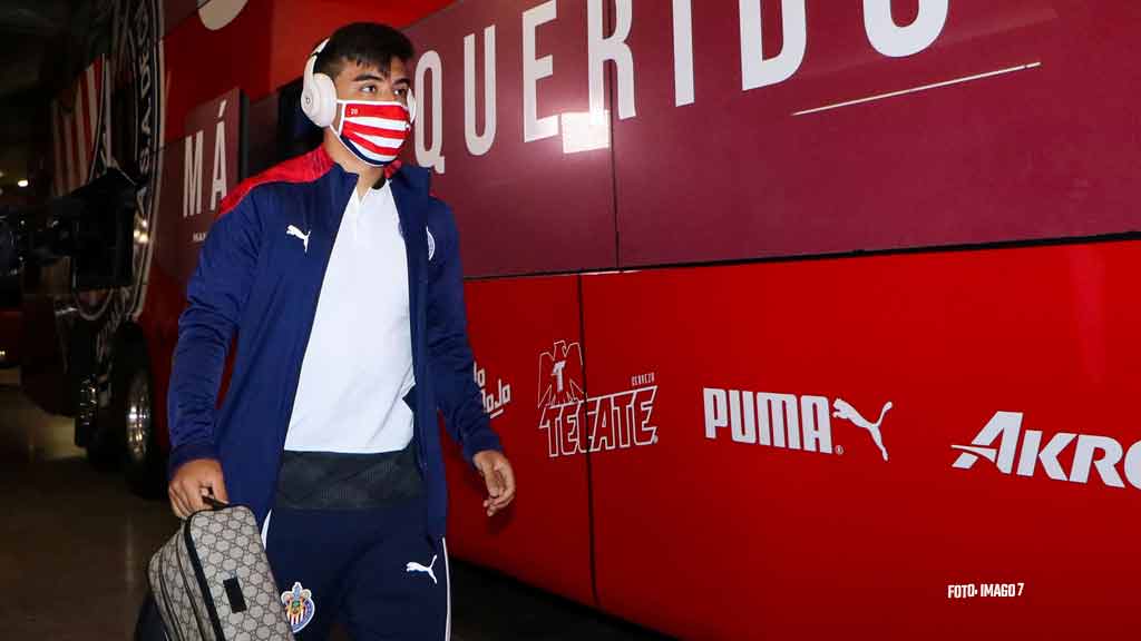 ¿Congelado? Beltrán sigue sin ser titular con Chivas