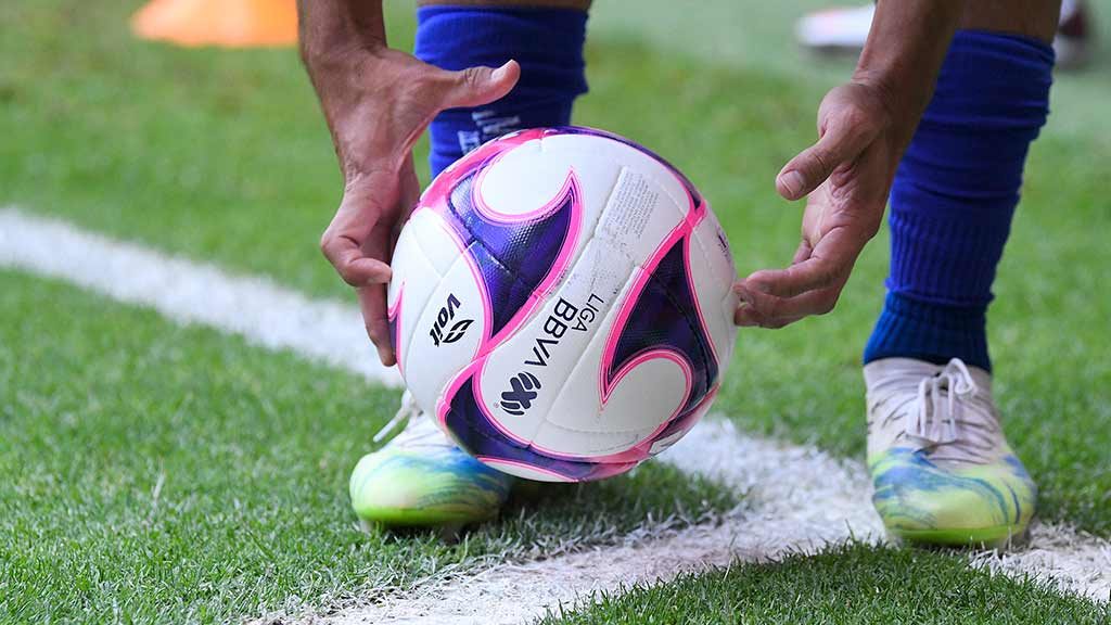 Cruz Azul estrenará jersey rosa por el mes de octubre