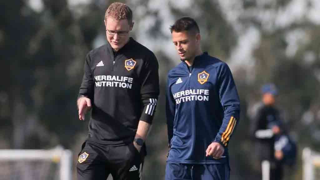 La razón por la que Chicharito no es titular con LA Galaxy