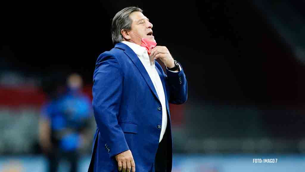 Miguel Herrera surge como candidato al LA Galaxy