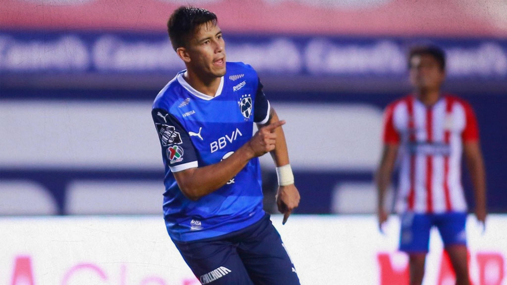 Rayados rechazó millonaria oferta por Maxi Meza