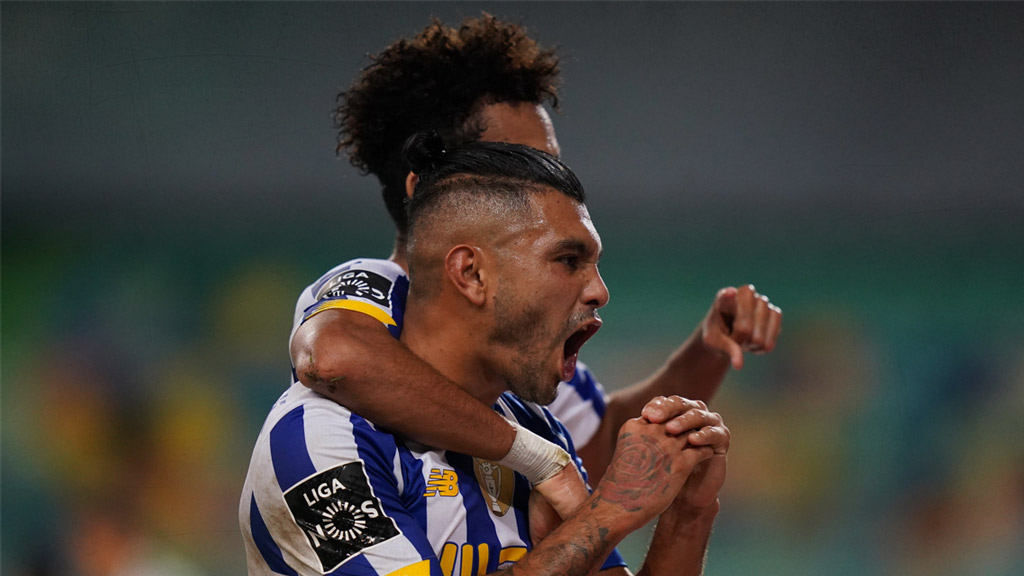 VIDEO: Golazo de Tecatito Corona vs Sporting de Lisboa