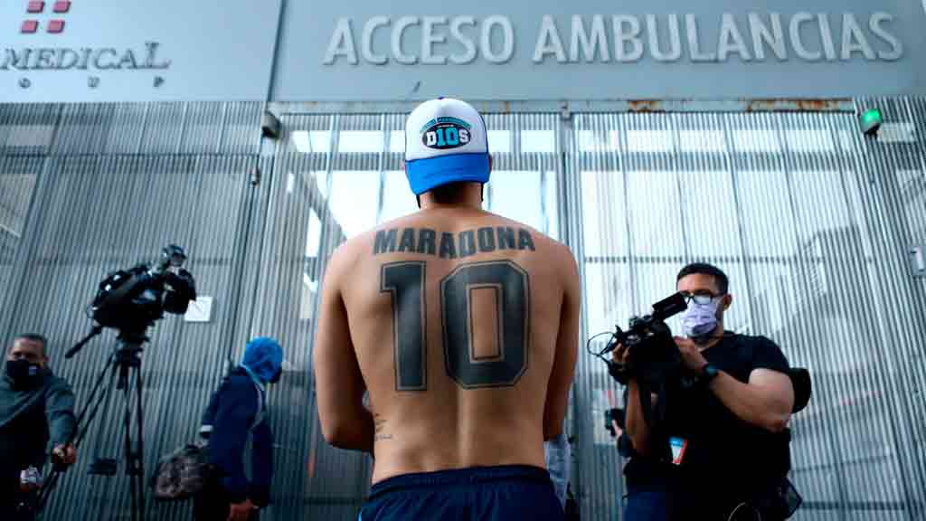 Abogado reconoce que es un milagro que Maradona se recupere