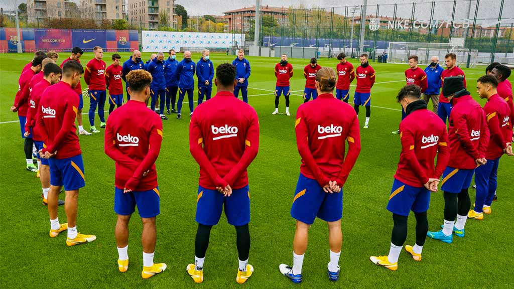 Barcelona llega a acuerdo con jugadores en rebaja salarial