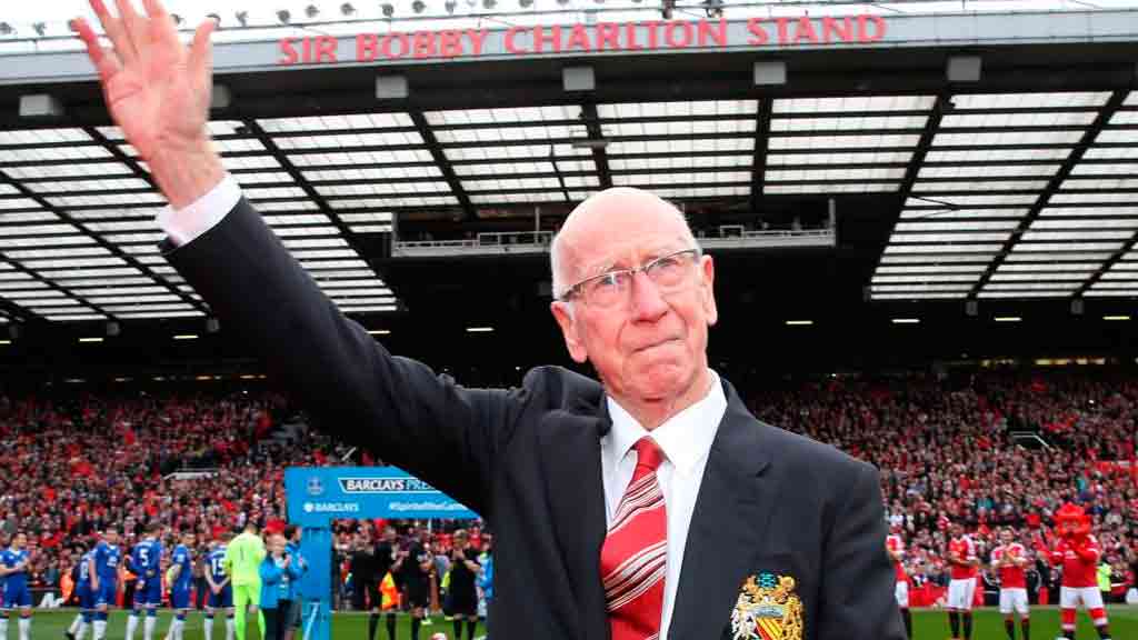 Bobby Charlton, leyenda del Manchester United, tiene demencia