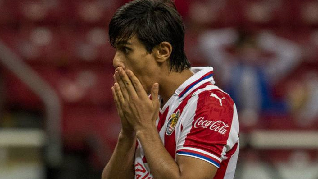 José Juan Macías causará baja ante Toluca -