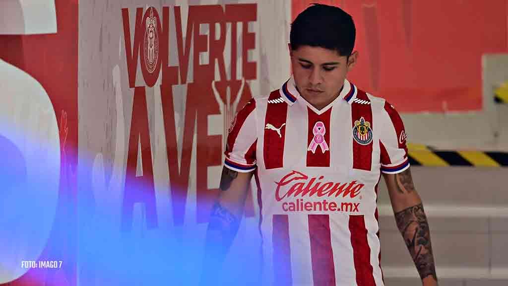 Chivas: Chofis López iría a la MLS por su alto salario