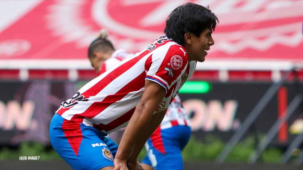 Chivas presiona para recuperar a tiempo a JJ Macías