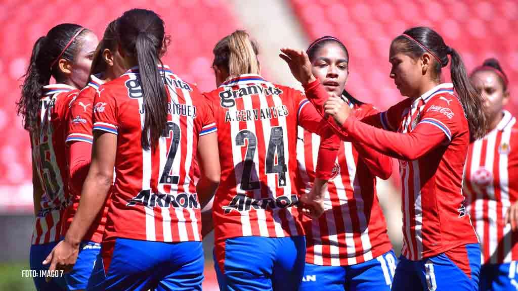 'Chore' Mejía y el reto de otro título para Chivas Femenil