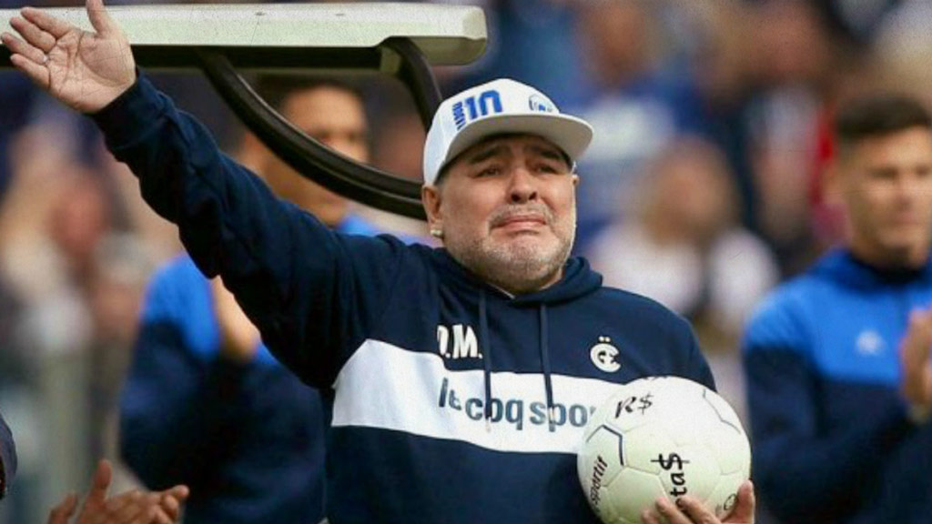 Diego Maradona será operado por coágulo en el cerebro