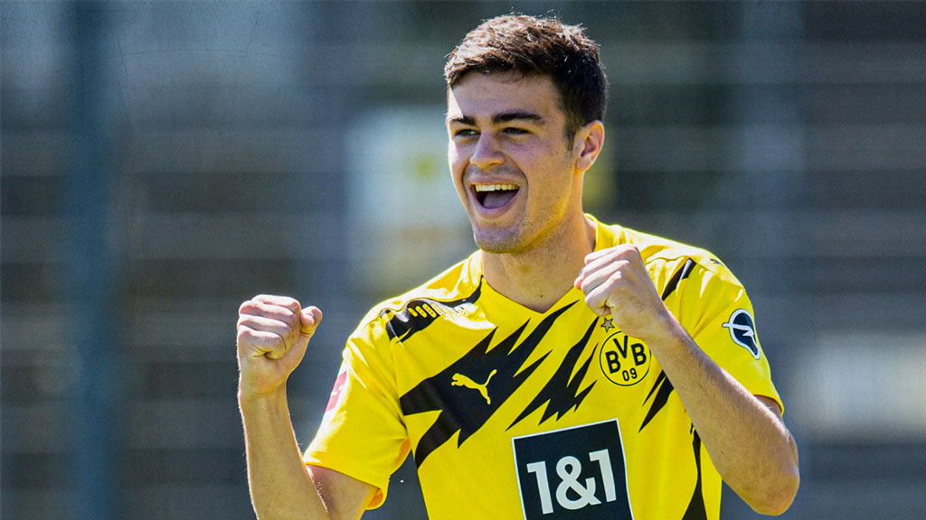 Borussia Dortmund asegura a Giovanni Reyna hasta 2024