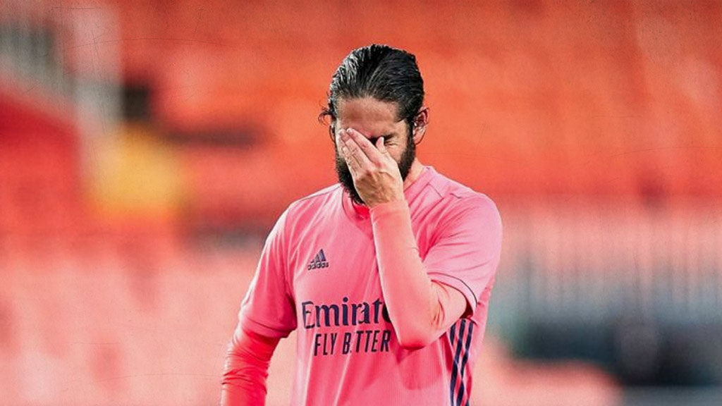 Isco, con pie y medio afuera del Real Madrid