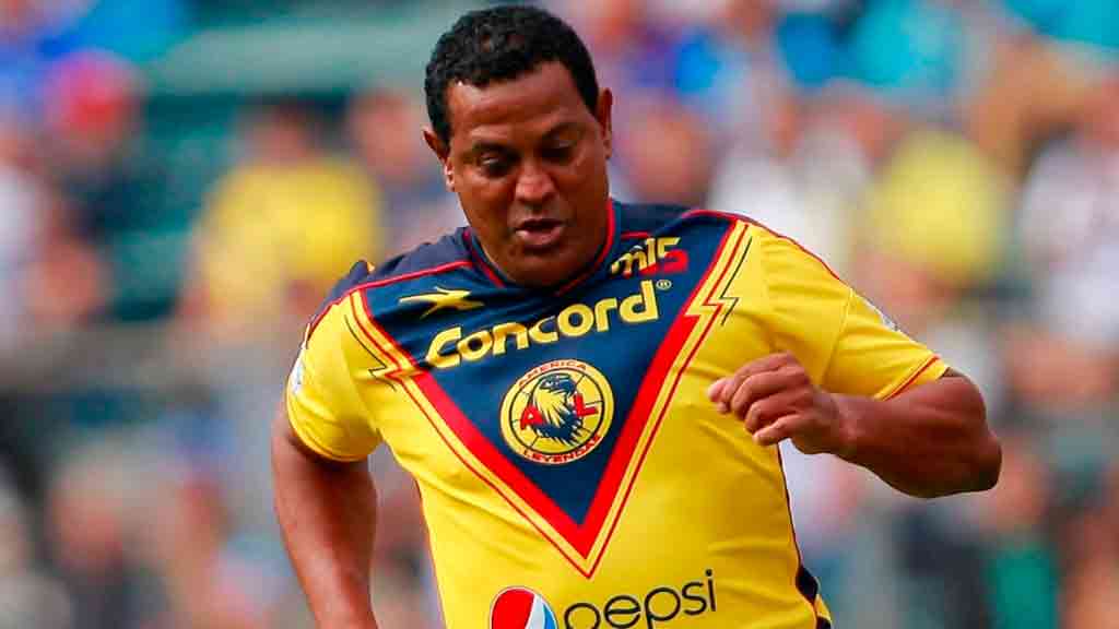 Negro Santos arremete nuevamente contra América