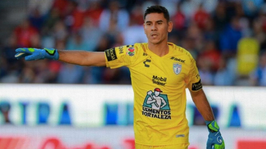 Pachuca: se complica renovación con Oscar Ustari