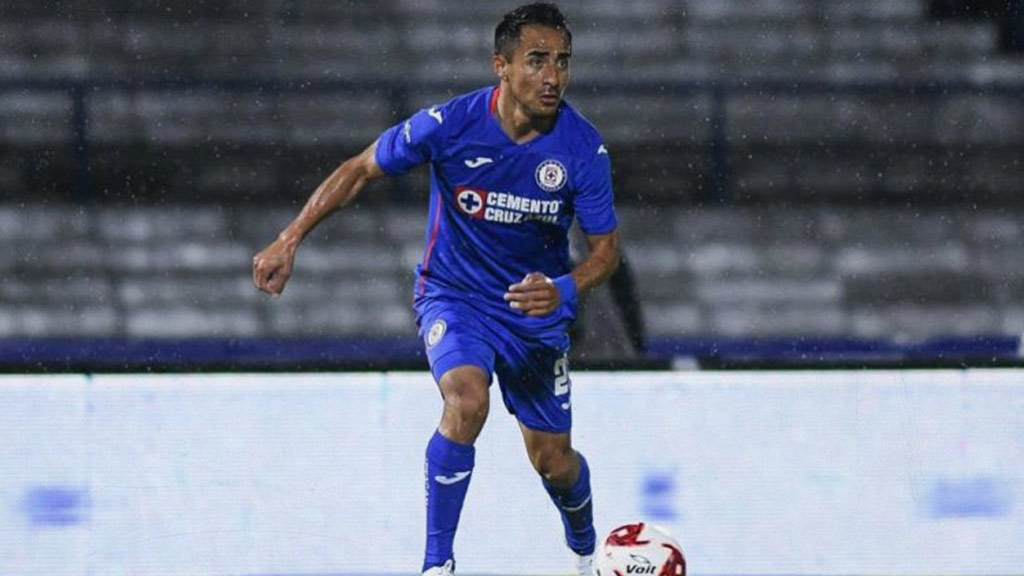 Rafa Baca renueva con Cruz Azul hasta 2022