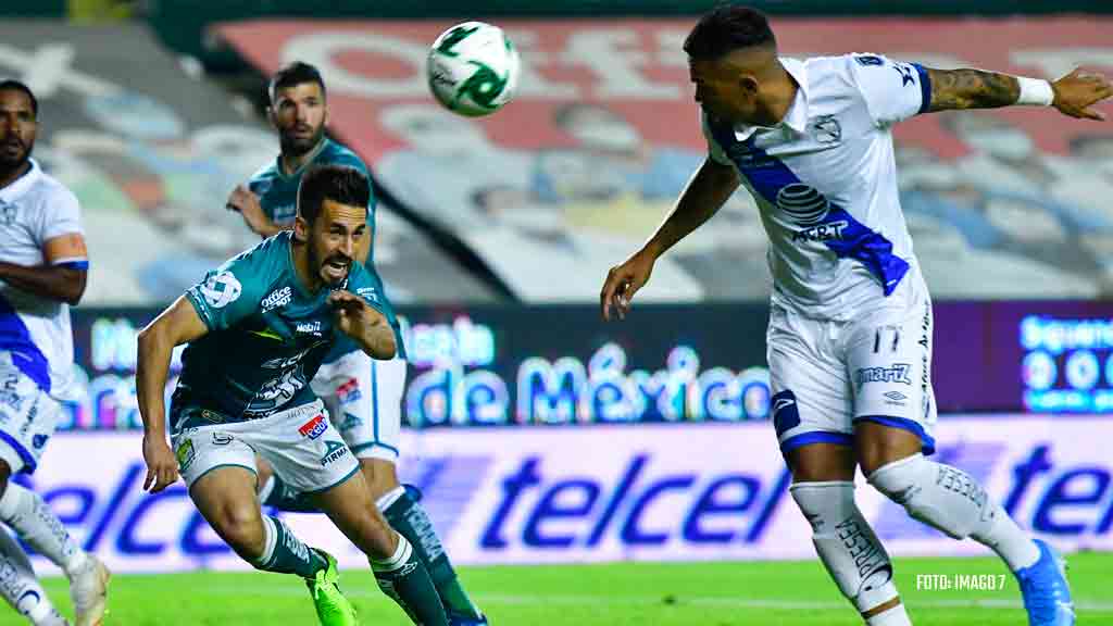 Video: El autogol de Perg en el León vs Puebla