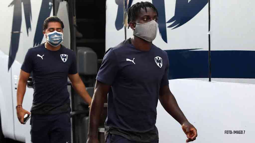 Aké Loba no entra en planes de Javier Aguirre en Rayados