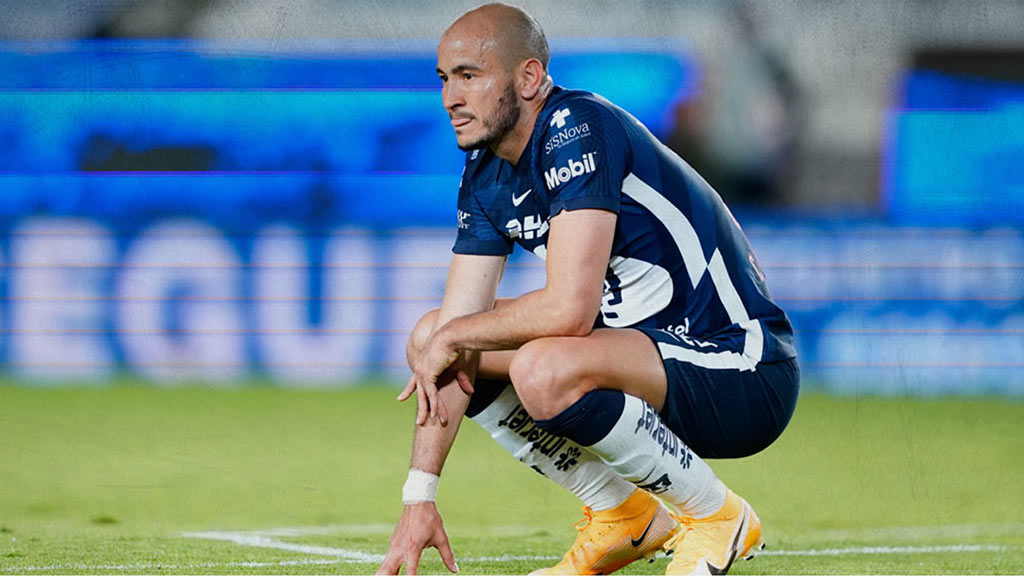 OFICIAL: Carlos González, fuera de Pumas