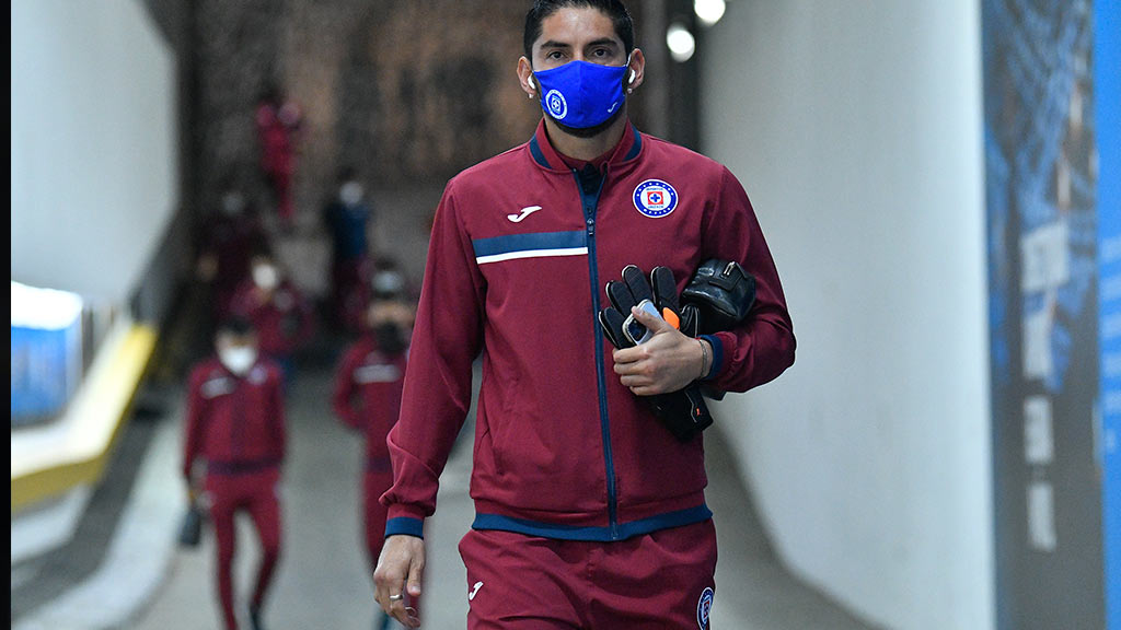 jesus-corona-no-jugo-ante-pumas-por-coronavirus