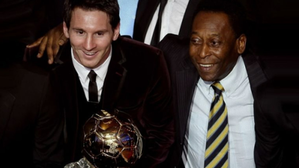 Lionel Messi y Pelé juntos en una entrega del Balón de Oro