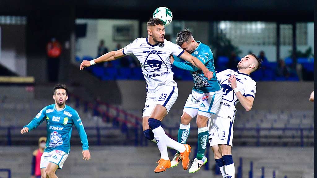 Pumas y León empatan en el duelo de ida de la gran final del Guard1anes 2020